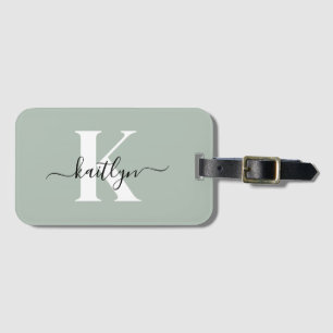Moderne Saliegroene Script Monogram Bagagelabel