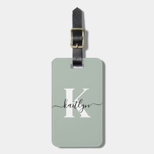 Moderne Saliegroene Script Monogram Bagagelabel (Voorkant verticaal)