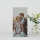Moderne Script Boeklegger 2 Foto Budget Bruiloft Save The Date (Staand voorkant)