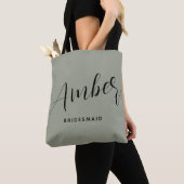 Moderne Script Bruidsmeisje Naam Grote Tas (Dichtbij)