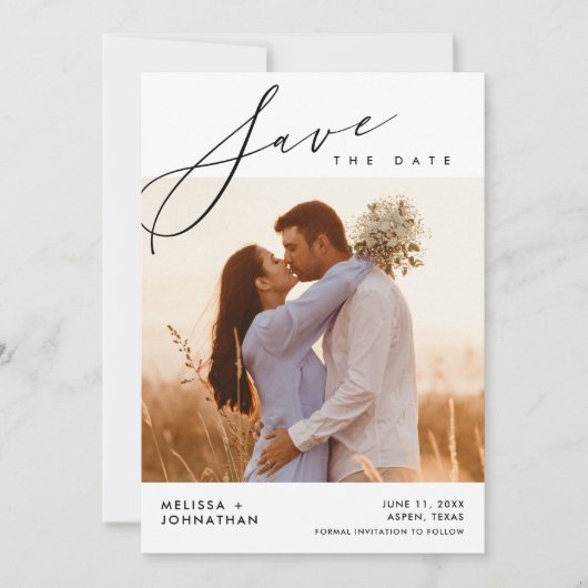 Moderne Script bruiloft ceremonie, diner viering Save The Date (Voorkant)