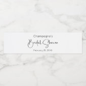 Moderne Script Bruiloftsborrel Waterfles Etiket (Enkel label)