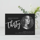 Moderne Script Foto 30e verjaardag Party Zwart Kaart (Staand voorkant)