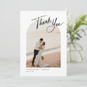 Moderne Script Foto Flat Wedding Dank u kaart (Staand voorkant)