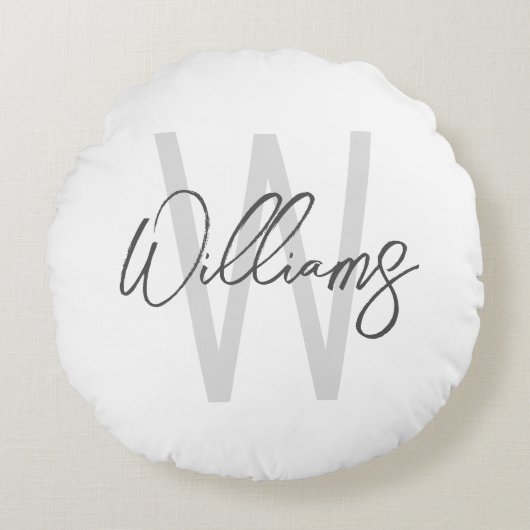 Moderne script gepersonaliseerde monogram en naam rond kussen (Voorkant)