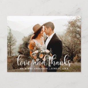 Moderne Script Love and Bedankt Wedding Photo Briefkaart