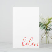 Moderne Script Name Personalized Coral Briefpapier (Staand voorkant)