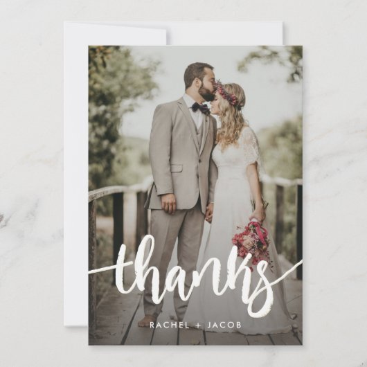Moderne Script Overlay Simple Two Photo Wedding Th Bedankkaart (Voorkant)