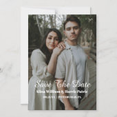 Moderne Script Simpele Foto Save The Date Kaart (Voorkant)