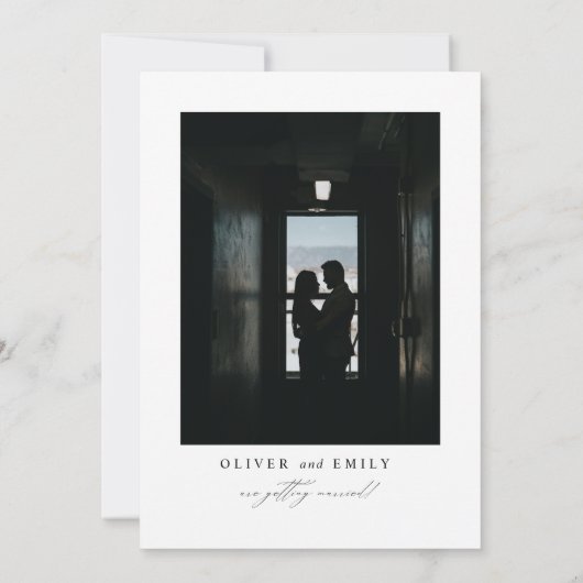 Moderne Script Typografie Bruiloft Save the Date Kaart (Achterkant)