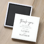 Moderne Simple minimaliste chic Mariage Merci<br><div class="desc">Design est composé de typographie chic moderne avec sans serif et serif police.</div>