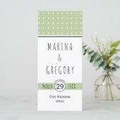 Moderne slaaggroene typografie-trouwmenkkaart menu (Staand voorkant)
