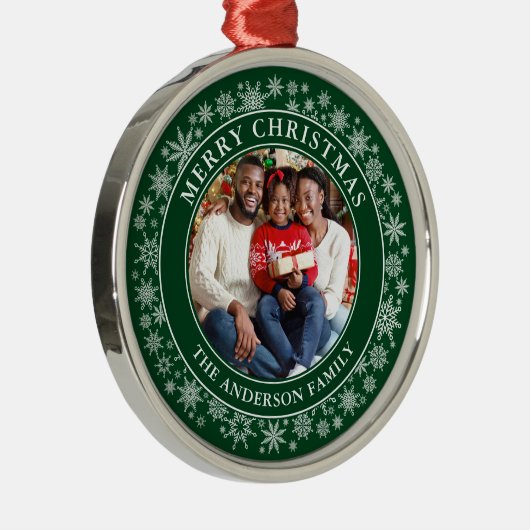 Moderne Sneeuwvlokken Foto Vrolijk Kerstgroen Metalen Ornament (Rechts)