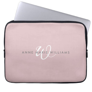 Moderne Stof Lilac Witte Script Monogram Laptop Sleeve