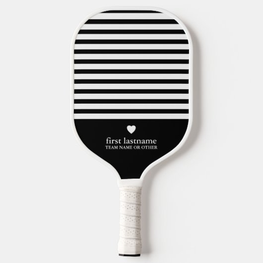 Moderne strepen met Upscale Heart Monogram Black Pickleball Paddle (Achterkant)
