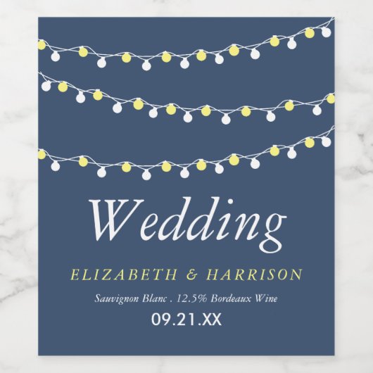 Moderne string lichten, geel en wit huwelijk wijn etiket (Enkel label)
