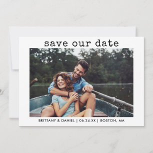 Moderne tekst voor schrijfmachine met schrijfmachi save the date