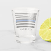 Moderne Thin Blue Line Personalized politieman Shot Glas (Achterkant)