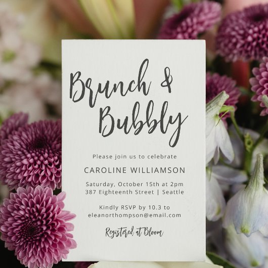 Moderne trendy script brunch bubbly shower wit kaart