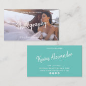Moderne trendy scriptfotografie elegant blauwgroen visitekaartje (Voorkant / Achterkant)