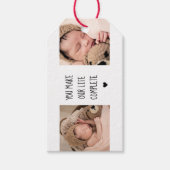 Moderne twee foto | U maakt ons leven compleet Cadeaulabel (Voorkant)