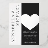 Moderne Typografie Black White Wedding Folie Uitnodiging (Voorkant)