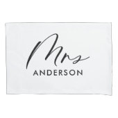 Moderne typografie elegant script mrs gift kussensloop (Voorkant)