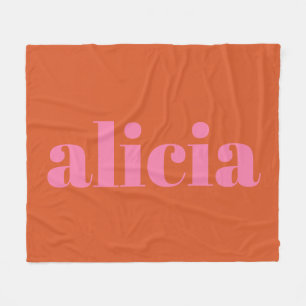 Moderne typografie Gepersonaliseerde naam Roze O Fleece Deken