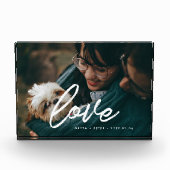 Moderne typografie 'Love' over elkaar heen geplaat Fotoblokken (Voorkant)