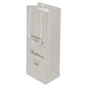 Moderne typografie Mr en Mrs bruiloft Wijn Cadeautas (Voorkant Gekanteld)