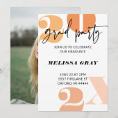 Moderne uitnodiging van Pastel Ombre Afstudeerder (Voorkant / Achterkant)