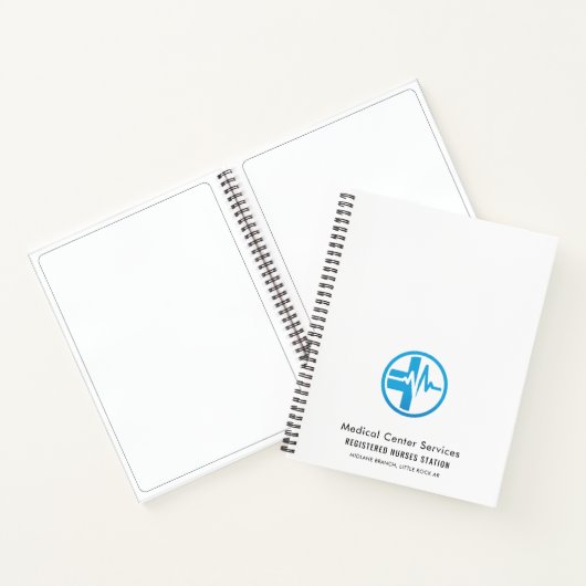Moderne verpleegster medische assistenten op maat notitieboek (Binnen)