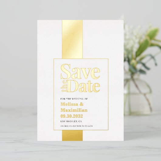 Moderne, vetgedrukte zwarte Red Date Folie Invitat Folie Uitnodiging (Staand Voorkant)