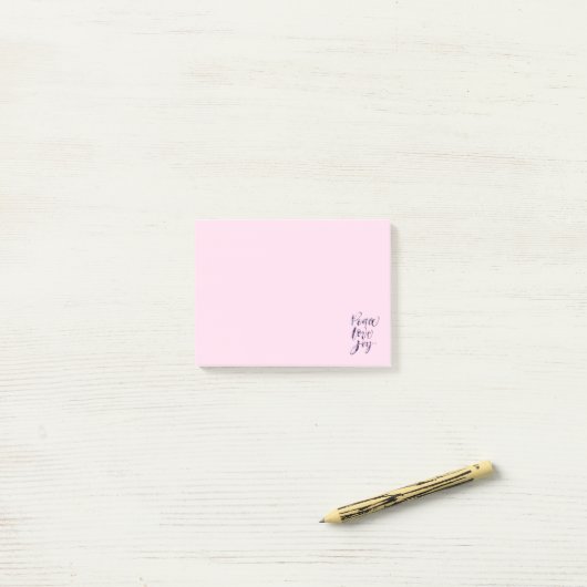  moderne vredeliefde post-it® notes (Op bureau)