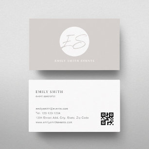 Moderne Vrouwelijke Beige Monogram QR-code Visitekaartje