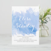 Moderne waterverf splash lichtblauw winterbruiloft kaart (Staand voorkant)