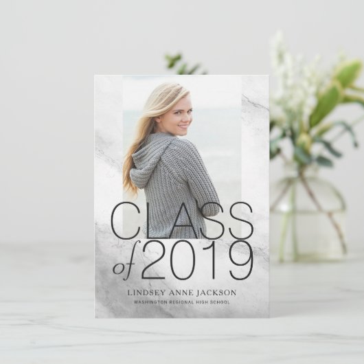 Moderne, witte marmer gestapelde tekst Afstuderen  Aankondiging (Staand voorkant)