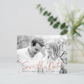 Moderne witte marmer Roos Gold Script Save the Dat Aankondigingskaart (Staand voorkant)