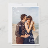 Moderne witte typografie QR-code bruiloft Save The Date (Voorkant)