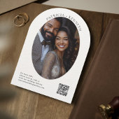 Moderne zwart-wit boog-huwelijksfotomonogram kaart