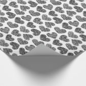 Moderne zwart-wit minimalistische doodled harten cadeaupapier (Hoek)