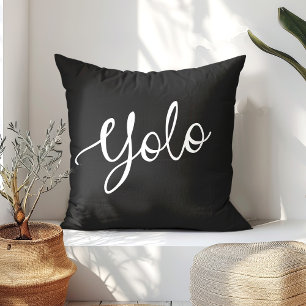 Moderne zwart-wit YOLO-typografie Kussen