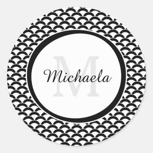 Moderne zwarte en witte schelpen Monogram en naam Ronde Sticker (Voorkant)