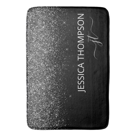 Moderne zwarte Glitter Simple Script Monogram Name Badmat (Voorkant Verticaal)