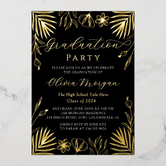 Moderne Zwarte Gouden Bloemenscript Afstudeerfoto Folie Uitnodiging (Voorkant)
