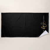 Moderne Zwarte Gouden Script Monogram Strandlaken (Voorkant)