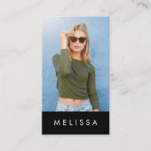 Moderne zwarte minimalistische aangepaste QR-code  Visitekaartje (Voorkant)