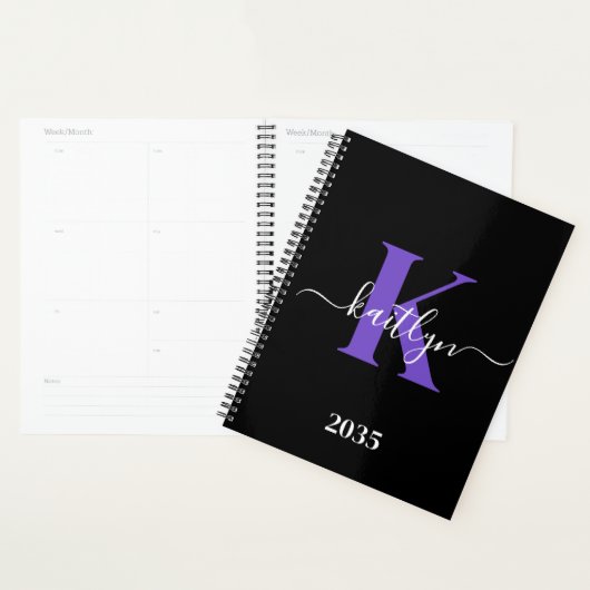 Moderne Zwarte Paarse Script Monogram Planner (Display)