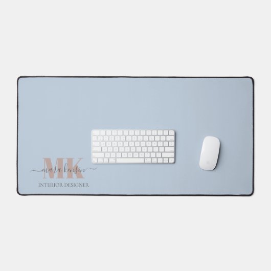 Modert Mocha Mousse Monogram Dusty Blue Bureaumat (Keyboard & Muis)