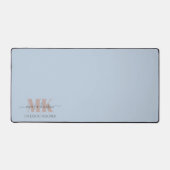 Modert Mocha Mousse Monogram Dusty Blue Bureaumat (Voorkant)